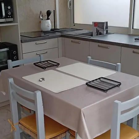 Monique Et Charles *