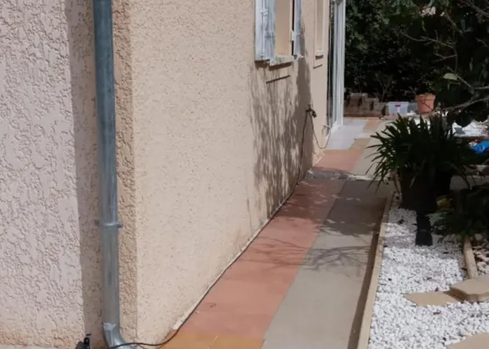 Monique Et Charles Apartment *